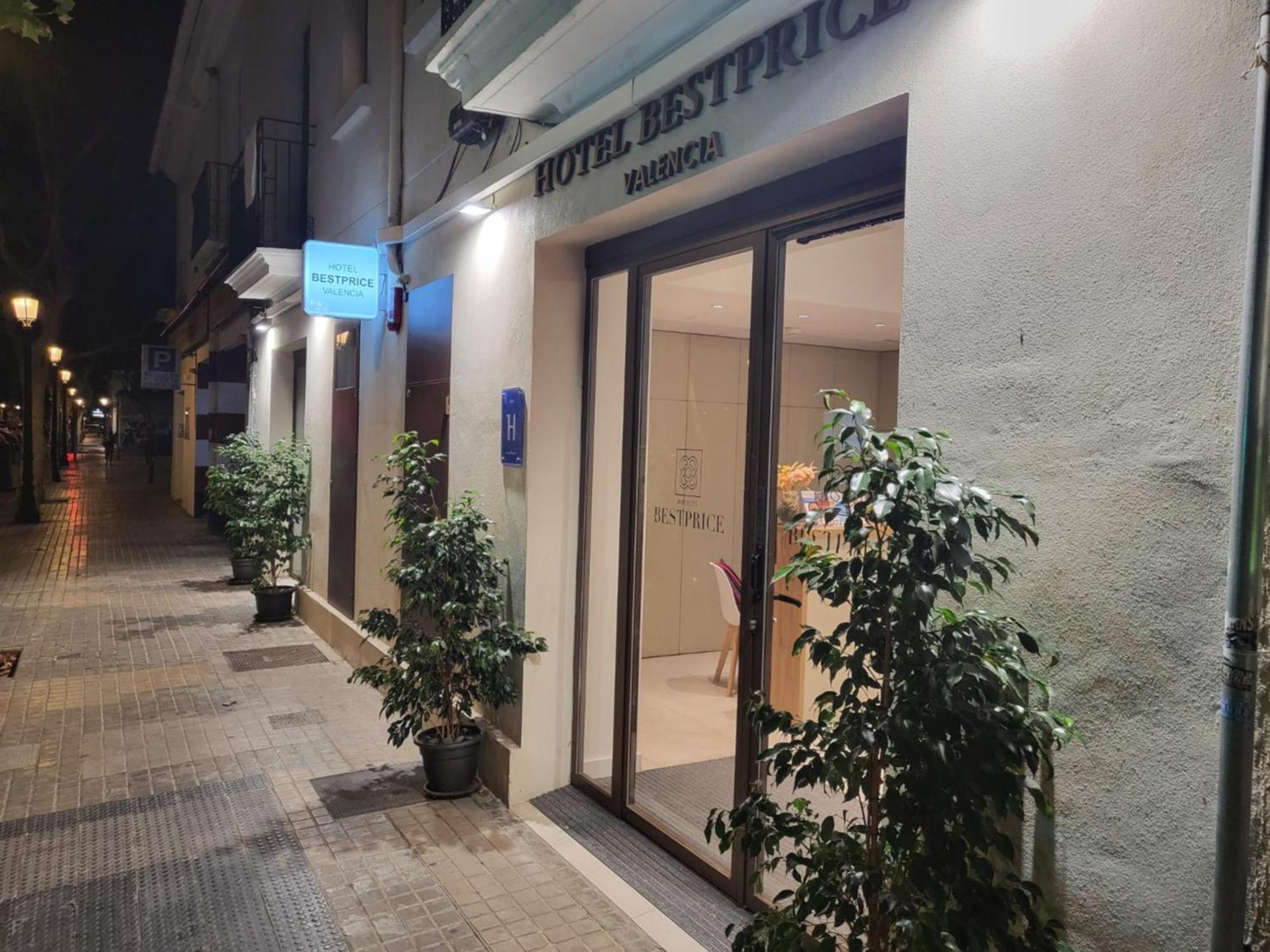 Hotel Bestprice Valencia Eksteriør bilde